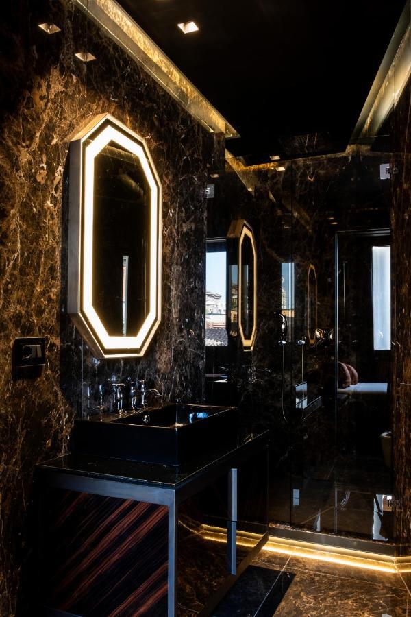 Hotel U-visionary Rome